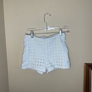 Jun & Ivy White Eyelet Women Cotton Shorts Small